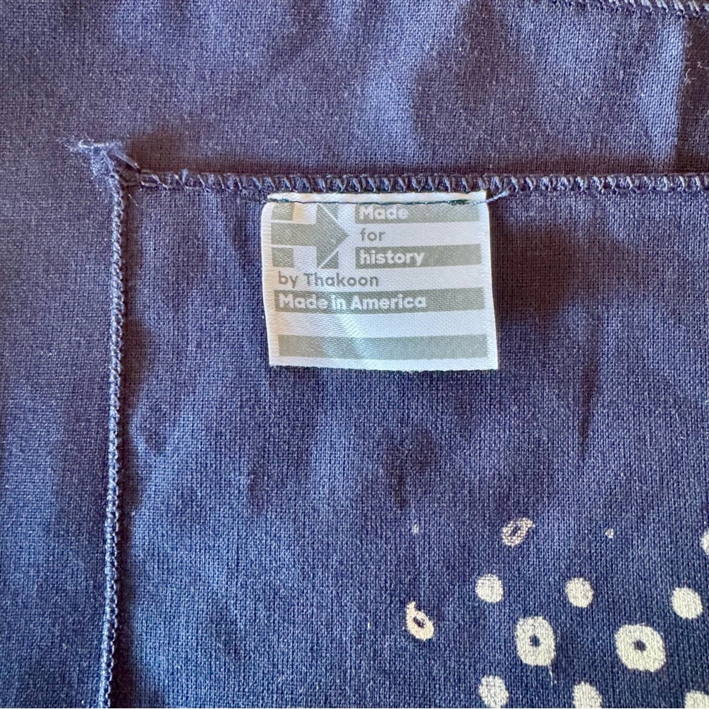 NWOT Thakoon / Hillary Clinton 2016 campaign bandana - Picture 4 of 6